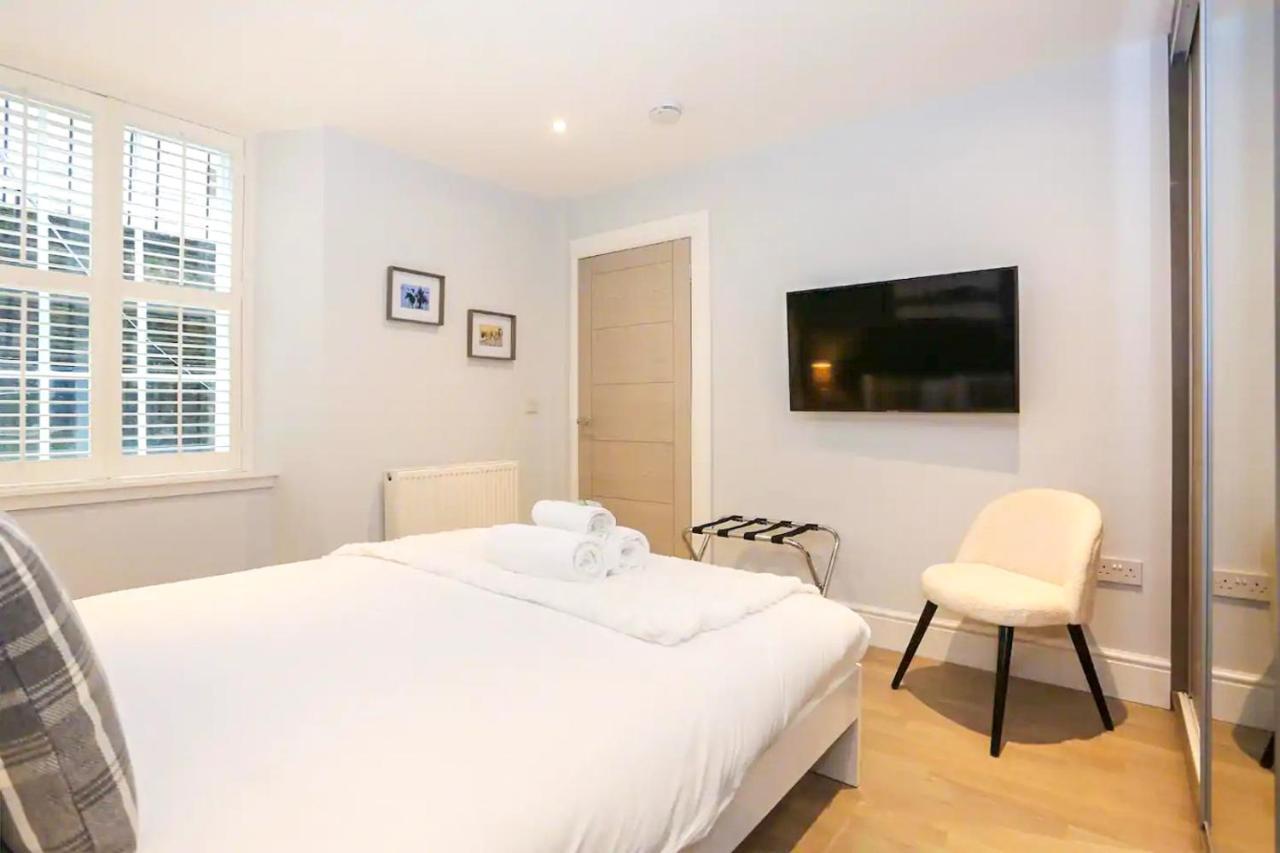 Modern 3 Bedroom Apartment, West End 爱丁堡 外观 照片