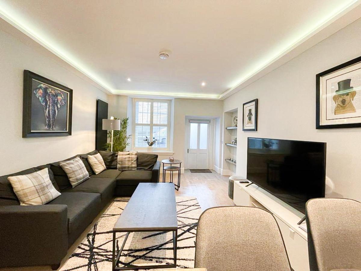 Modern 3 Bedroom Apartment, West End 爱丁堡 外观 照片