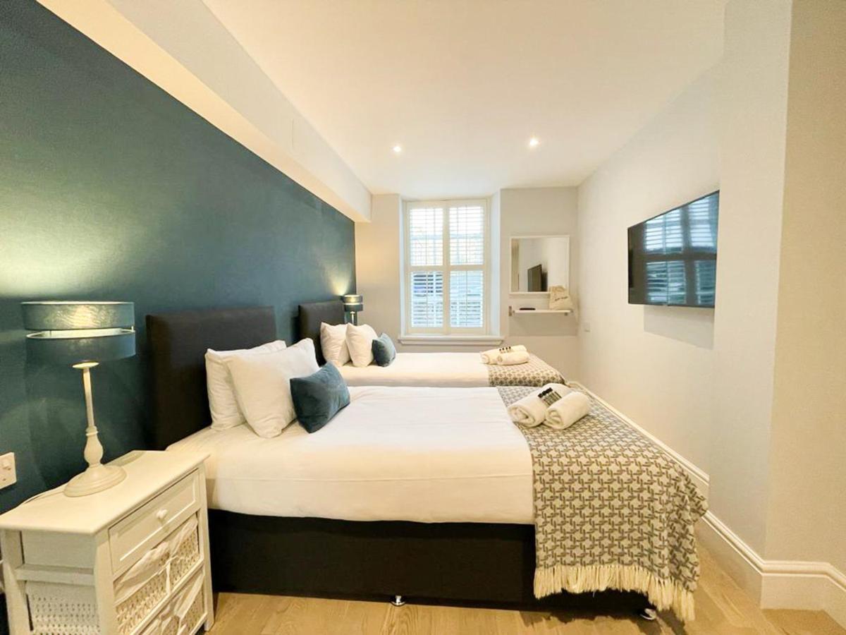 Modern 3 Bedroom Apartment, West End 爱丁堡 外观 照片